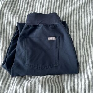 Figs Technical Wear Size Small scrub joggers. Color is their midnight color.